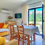 Lejlighed Marija-1 By Interhome Jurandvor